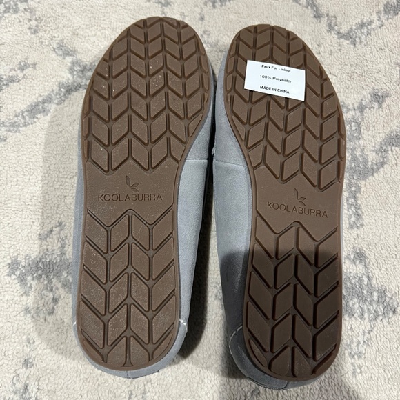 Koolaburra Ugg Slippers - Picture 2 of 5